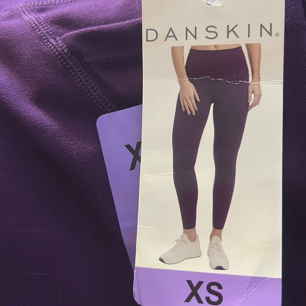 Danskin High Rise Brushed Leggings color Plum Inseam 25 size XS NWT